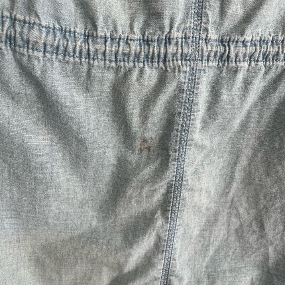 Levi’s light wash utility jacket / anorak jacket in denim/chambray fabric - Picture 4 of 4